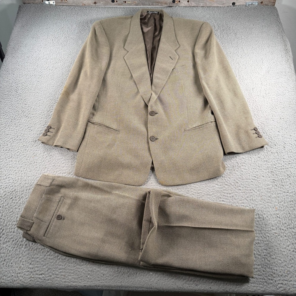Giorgio Armani Le Collezioni Suit Mens 40R Pants 32x30 Pleated Cuffed Italy